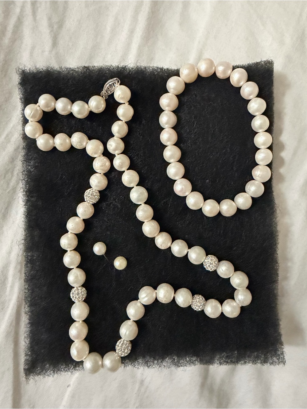 Classic Pearl Necklace, Bracelet & Stud Earrings Set - White